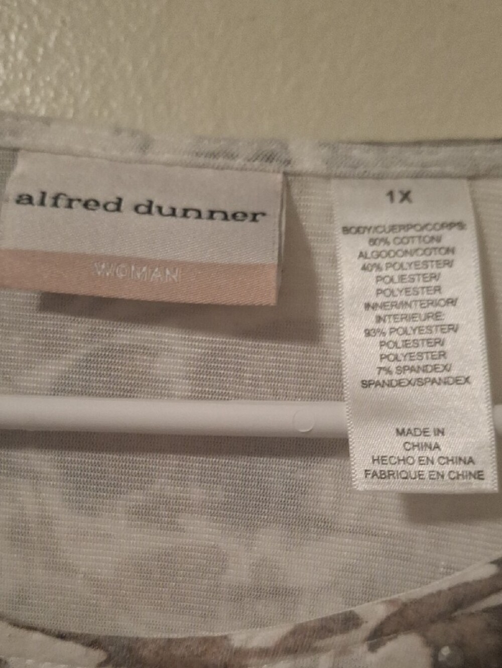 Alfred Dunner White Floral Scoop Neck Long Sleeve Top - Picture 2 of 3